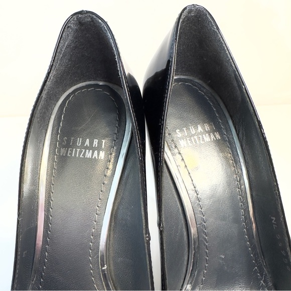 Like new! Stuart Weitzman Black Patent Platform Round Toe Pumps Size 6 - Picture 4 of 8